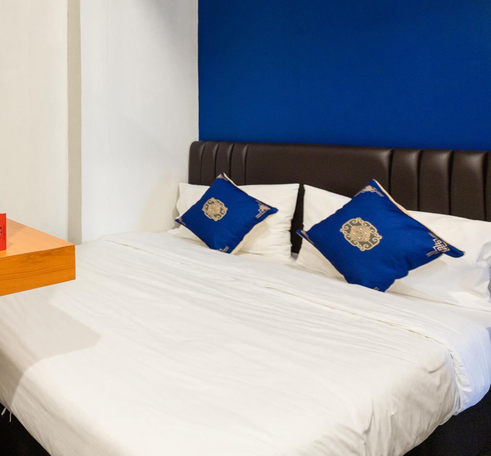 Marco Polo Phuket Poshtel & Bistro Hostel Room photo